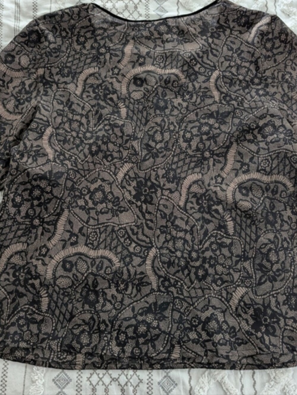 Violet + Claire & Jaclyn Smith Blouse - Picture 8 of 12